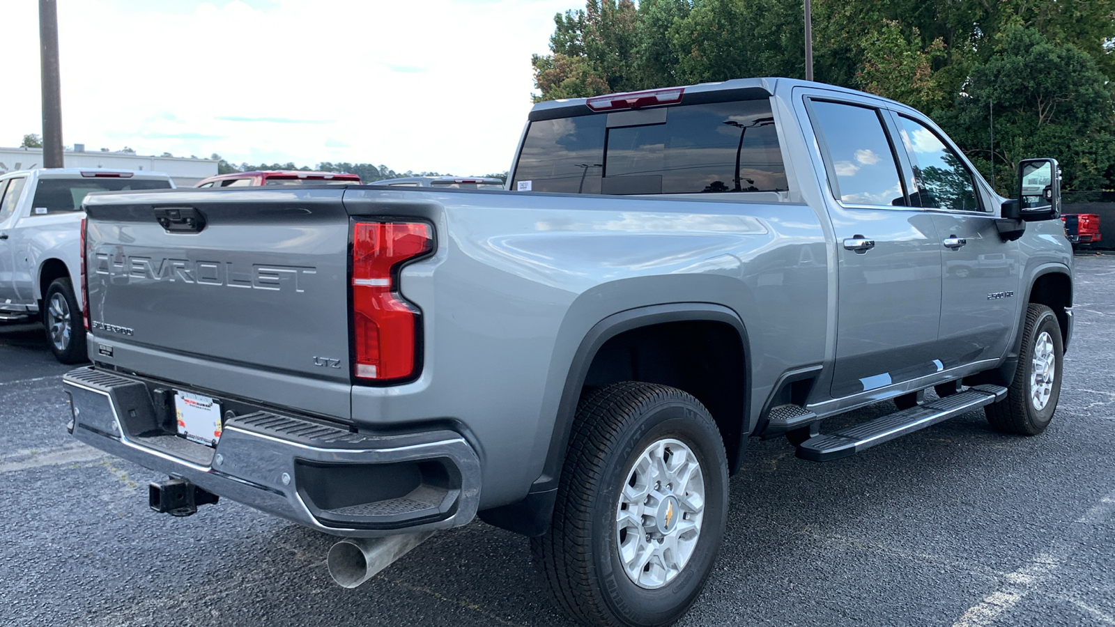 2025 Chevrolet Silverado 2500HD LTZ 8