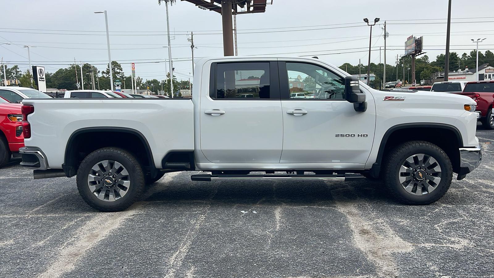 2025 Chevrolet Silverado 2500HD LT 9