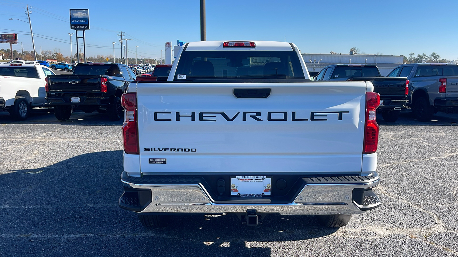 2025 Chevrolet Silverado 1500 WT 7