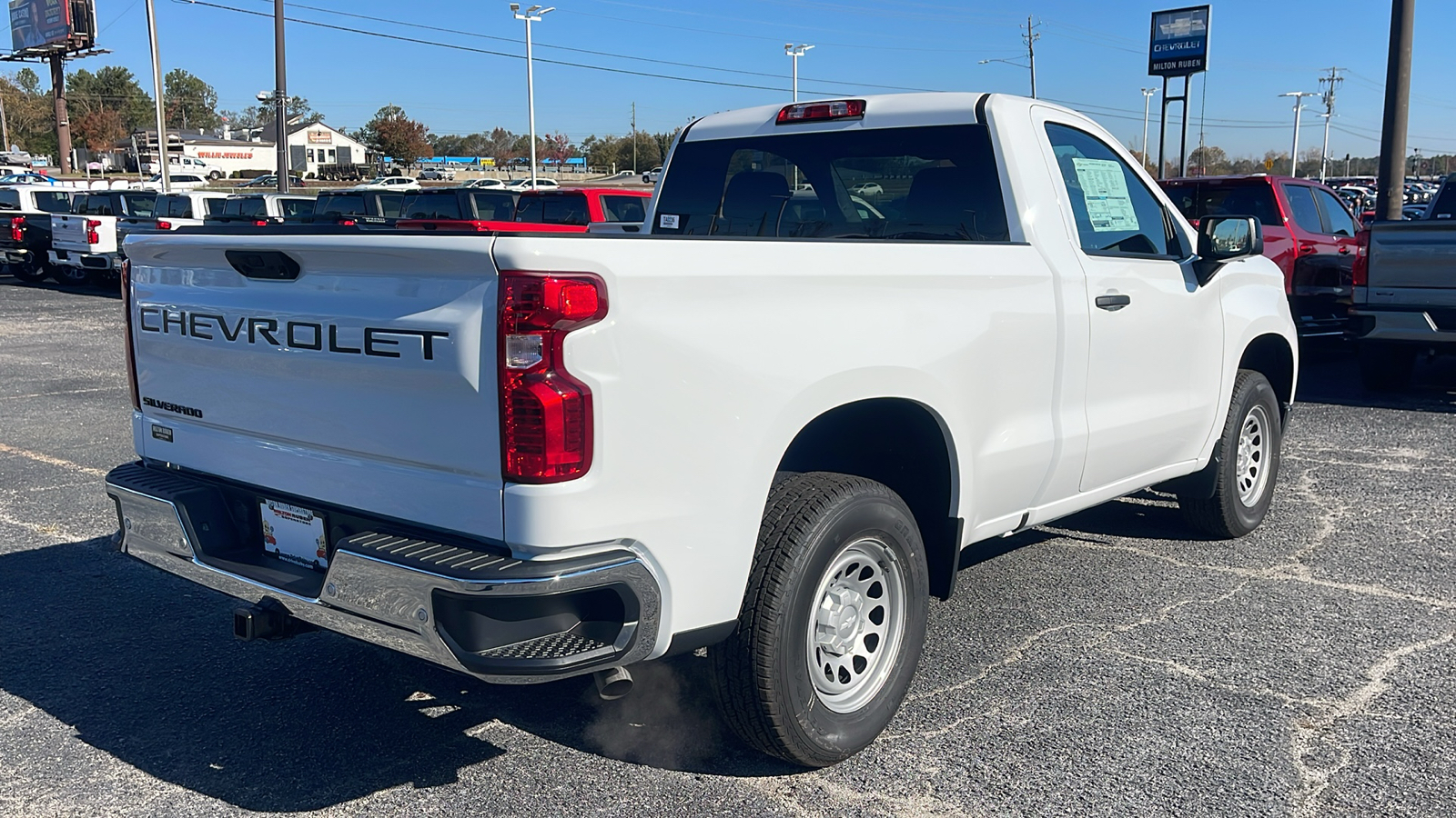 2025 Chevrolet Silverado 1500 WT 8