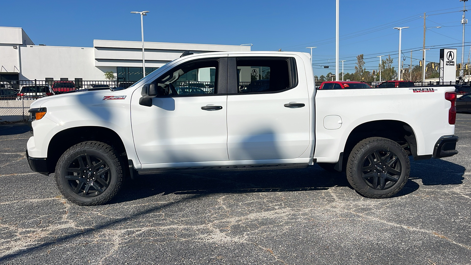 2025 Chevrolet Silverado 1500 Custom Trail Boss 5