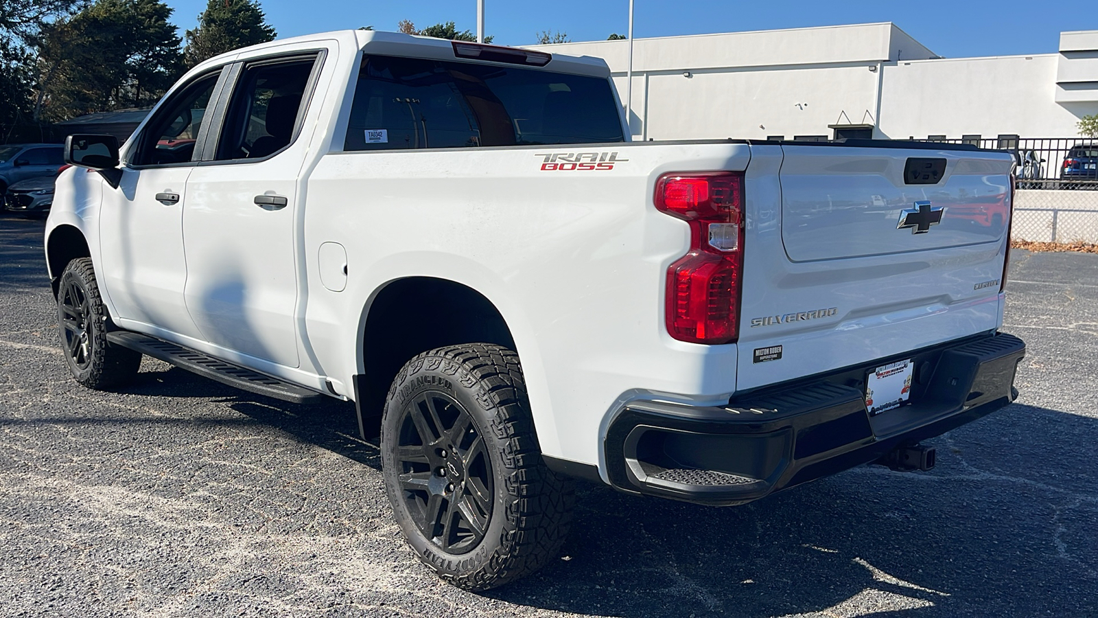 2025 Chevrolet Silverado 1500 Custom Trail Boss 6