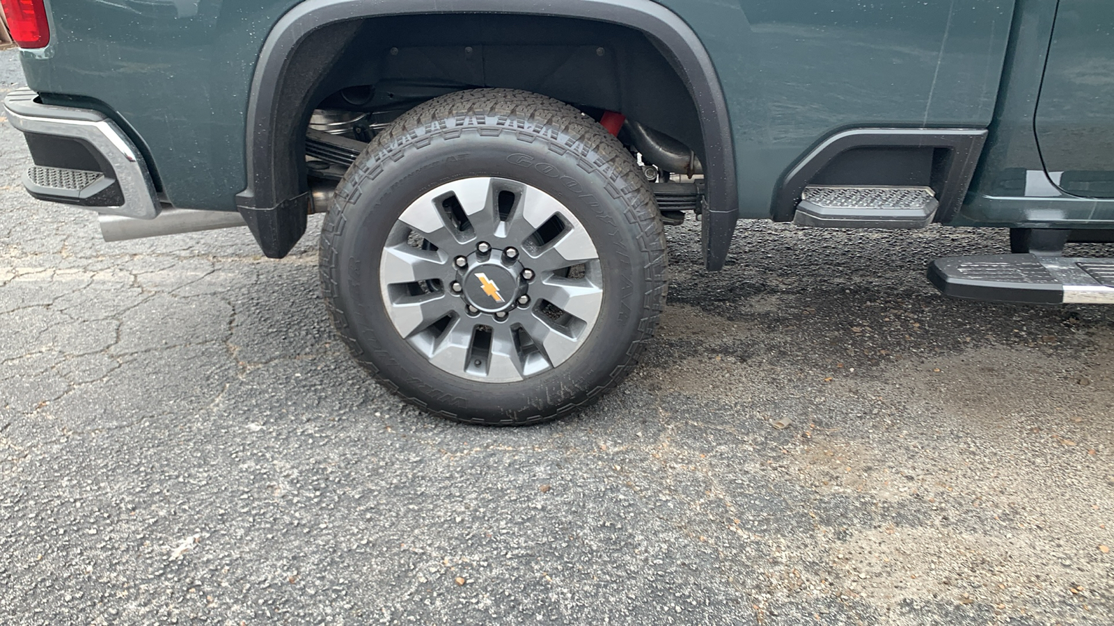 2025 Chevrolet Silverado 2500HD LT 10