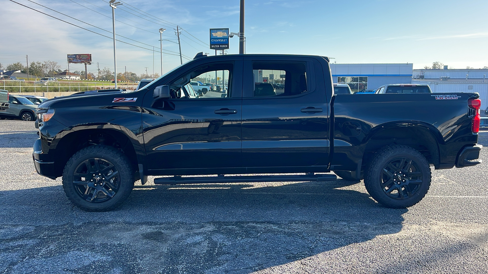 2025 Chevrolet Silverado 1500 Custom Trail Boss 5