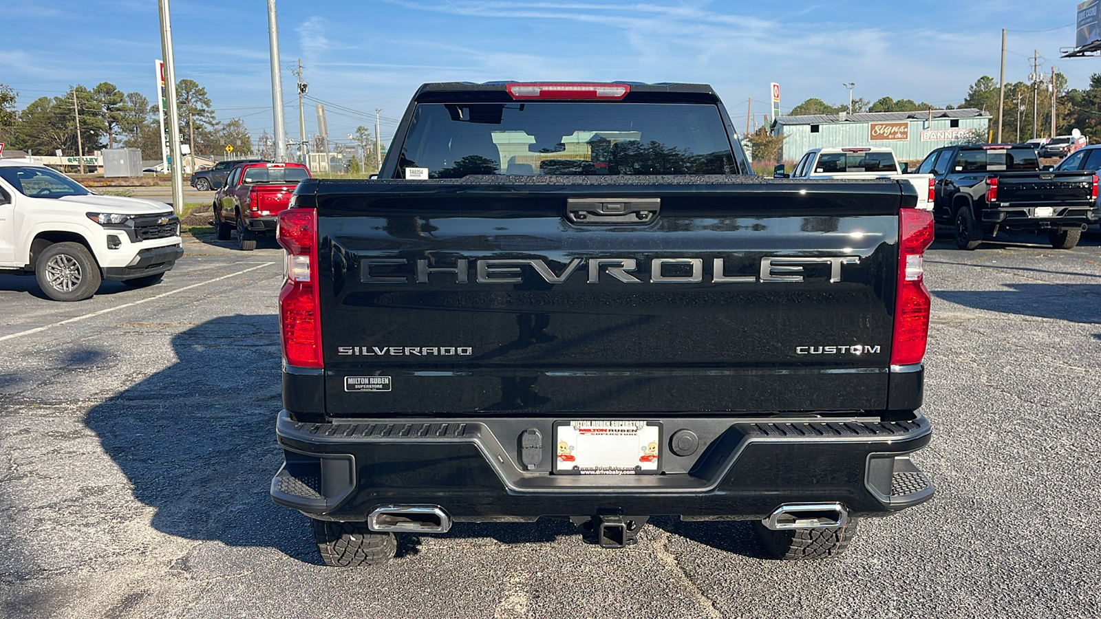 2025 Chevrolet Silverado 1500 Custom Trail Boss 7