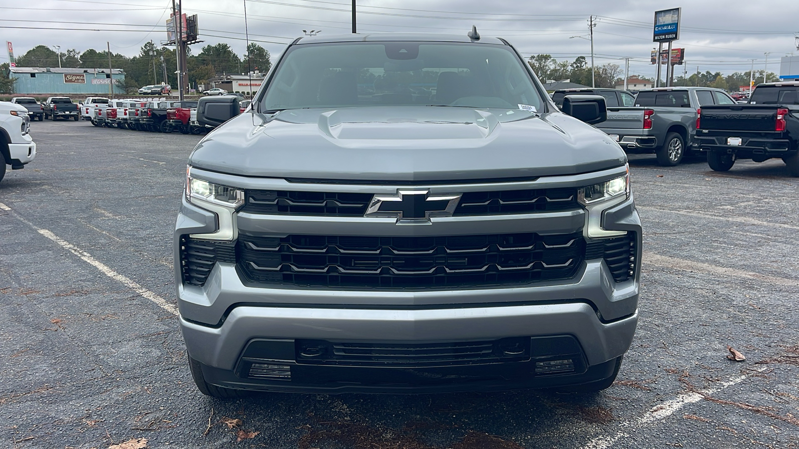 2025 Chevrolet Silverado 1500 RST 3