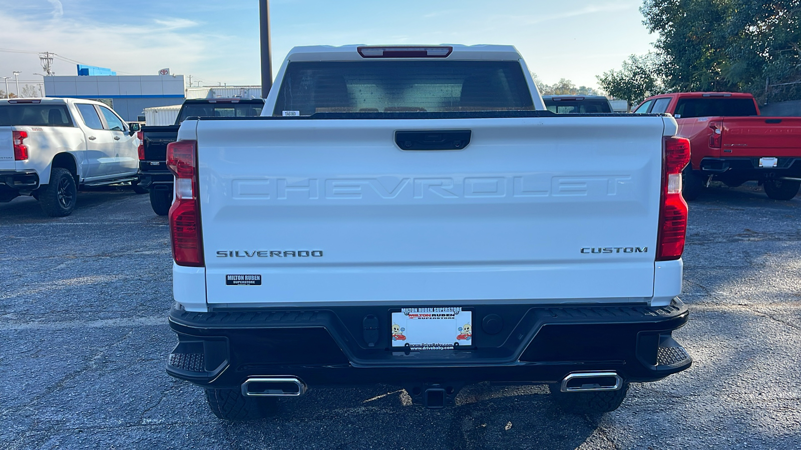 2025 Chevrolet Silverado 1500 Custom Trail Boss 7