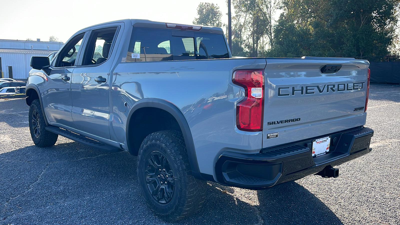 2025 Chevrolet Silverado 1500 ZR2 6