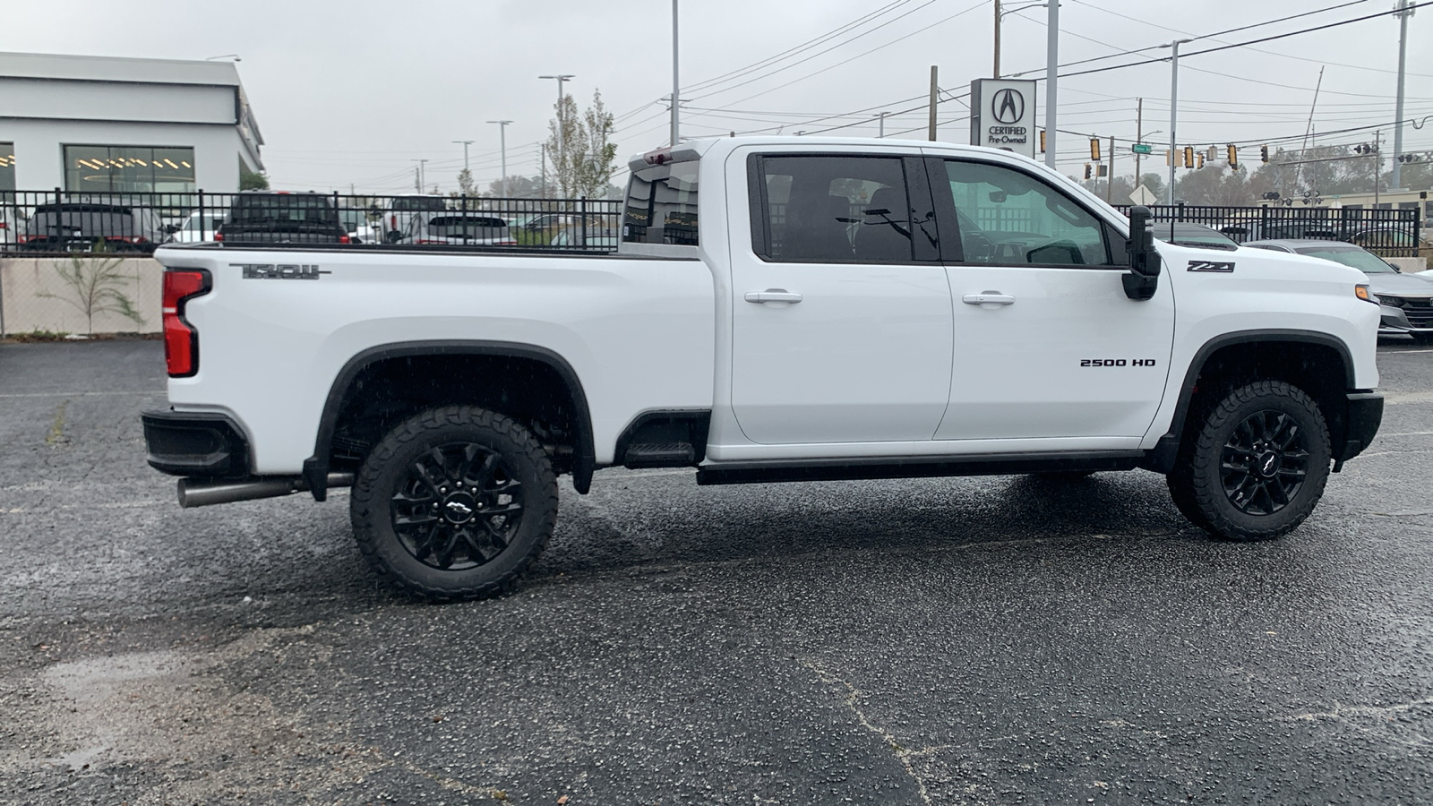 2025 Chevrolet Silverado 2500HD LTZ 9