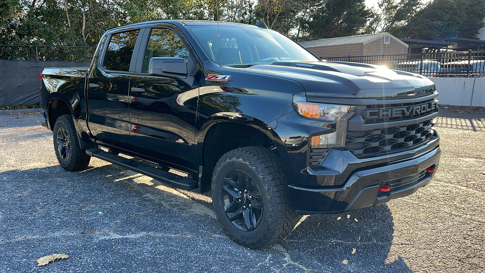 2025 Chevrolet Silverado 1500 Custom Trail Boss 2