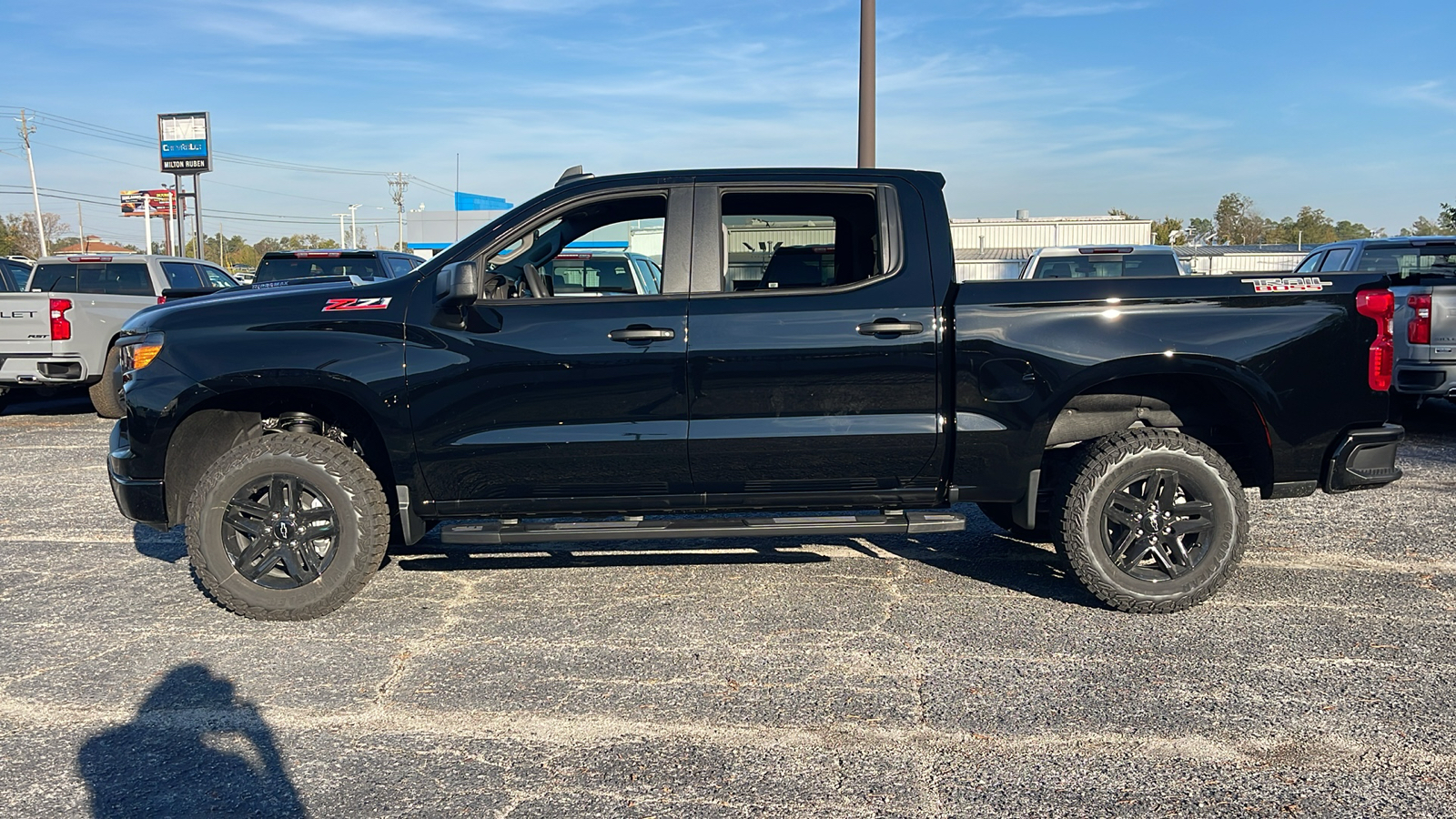 2025 Chevrolet Silverado 1500 Custom Trail Boss 5