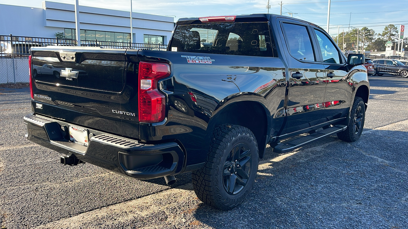 2025 Chevrolet Silverado 1500 Custom Trail Boss 8