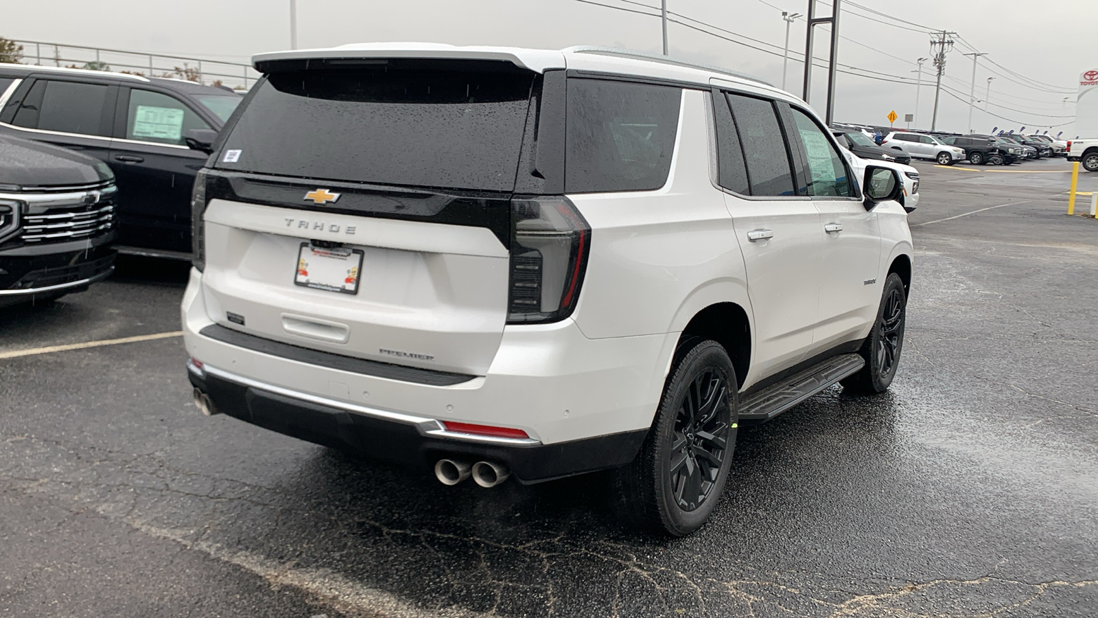 2025 Chevrolet Tahoe Premier 8