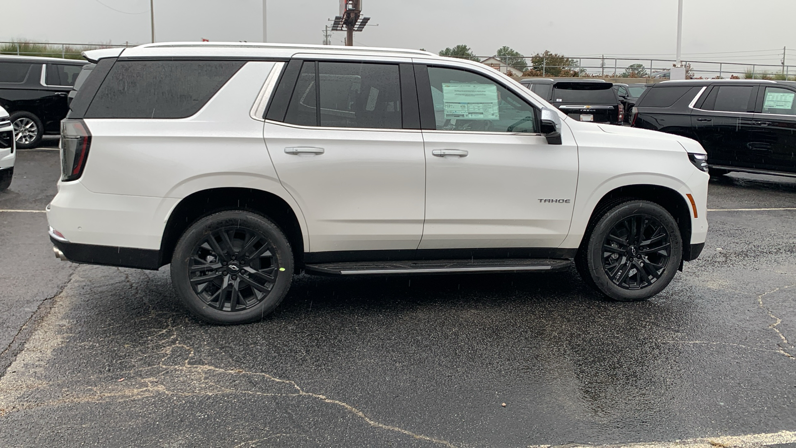 2025 Chevrolet Tahoe Premier 9