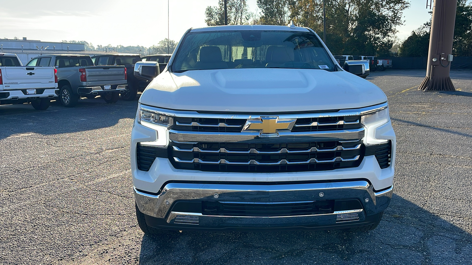 2025 Chevrolet Silverado 1500 LTZ 3