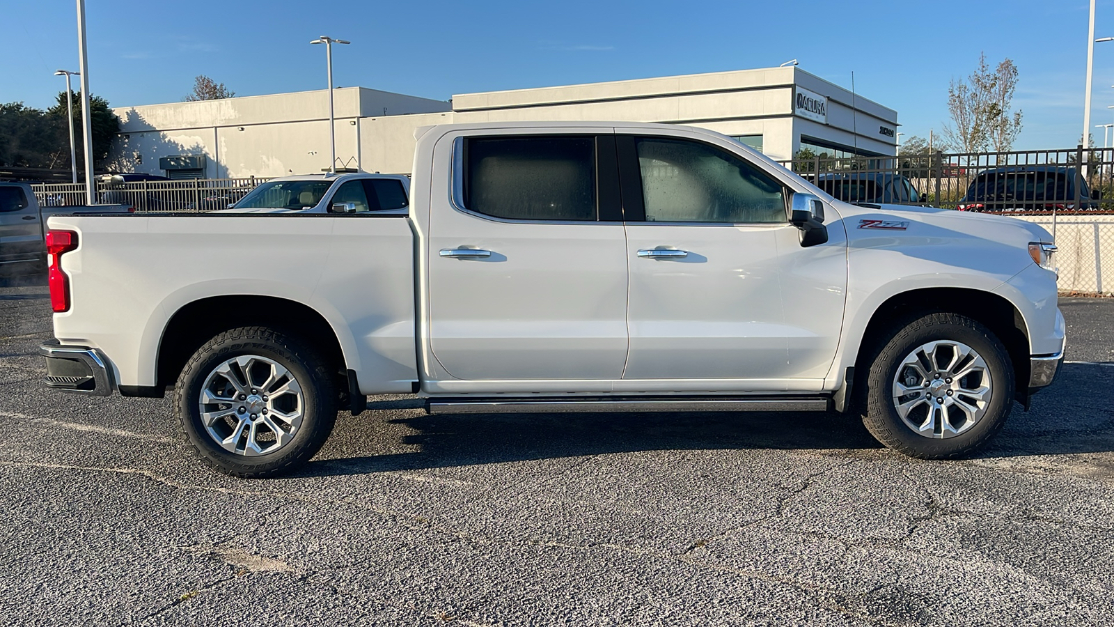 2025 Chevrolet Silverado 1500 LTZ 9