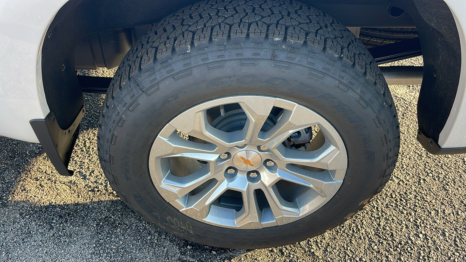 2025 Chevrolet Silverado 1500 LTZ 10