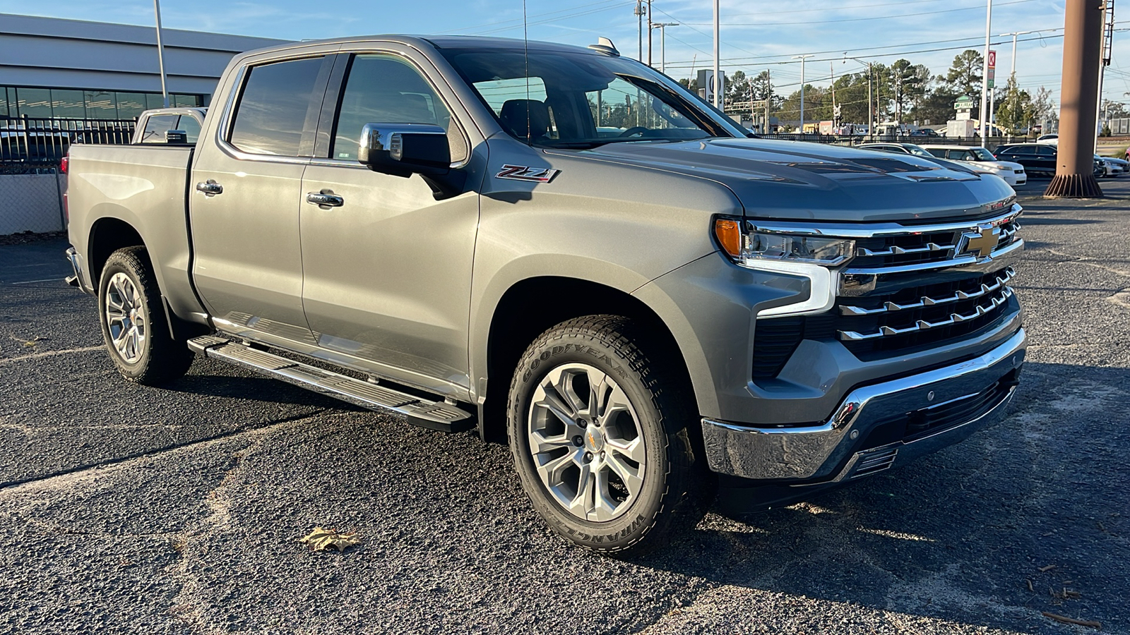 2025 Chevrolet Silverado 1500 LTZ 2