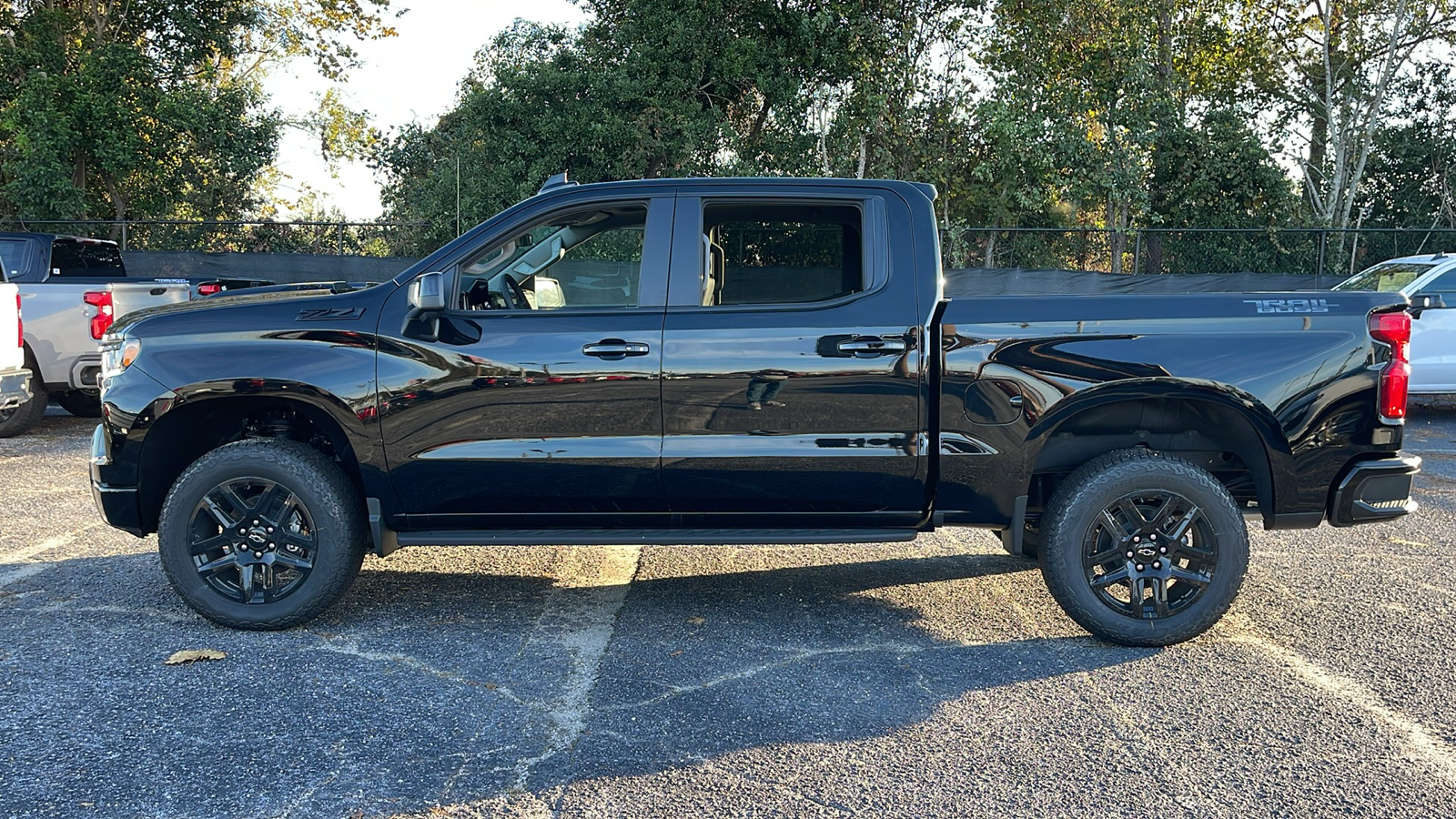 2025 Chevrolet Silverado 1500 LT Trail Boss 5