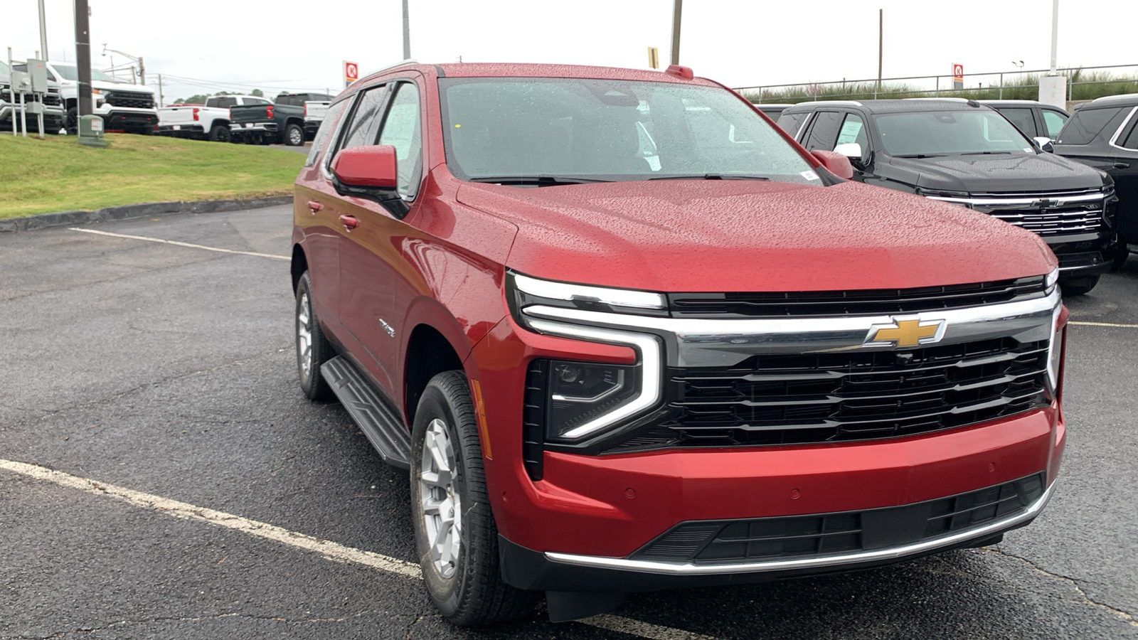 2025 Chevrolet Tahoe LS 2