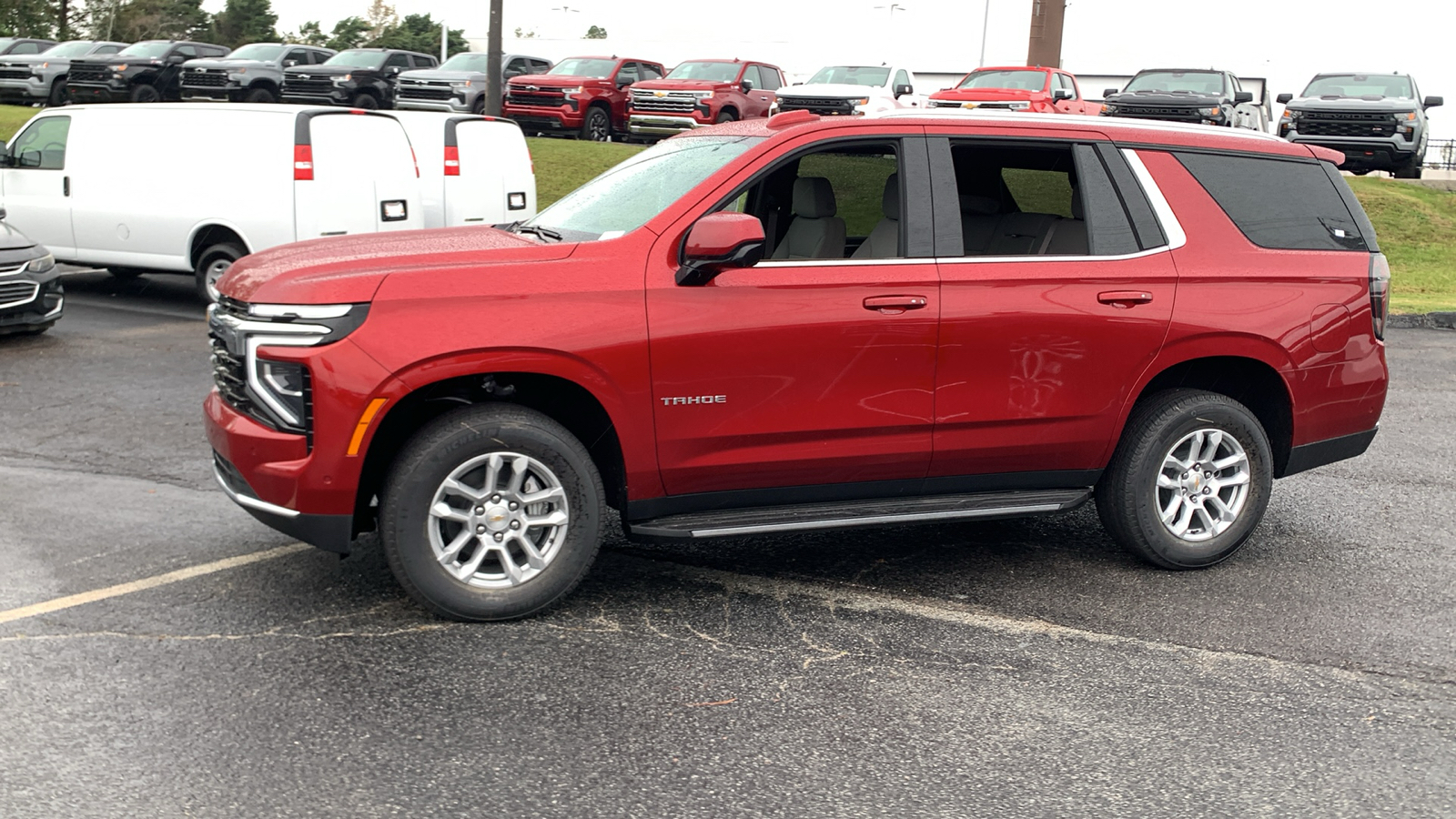 2025 Chevrolet Tahoe LS 5