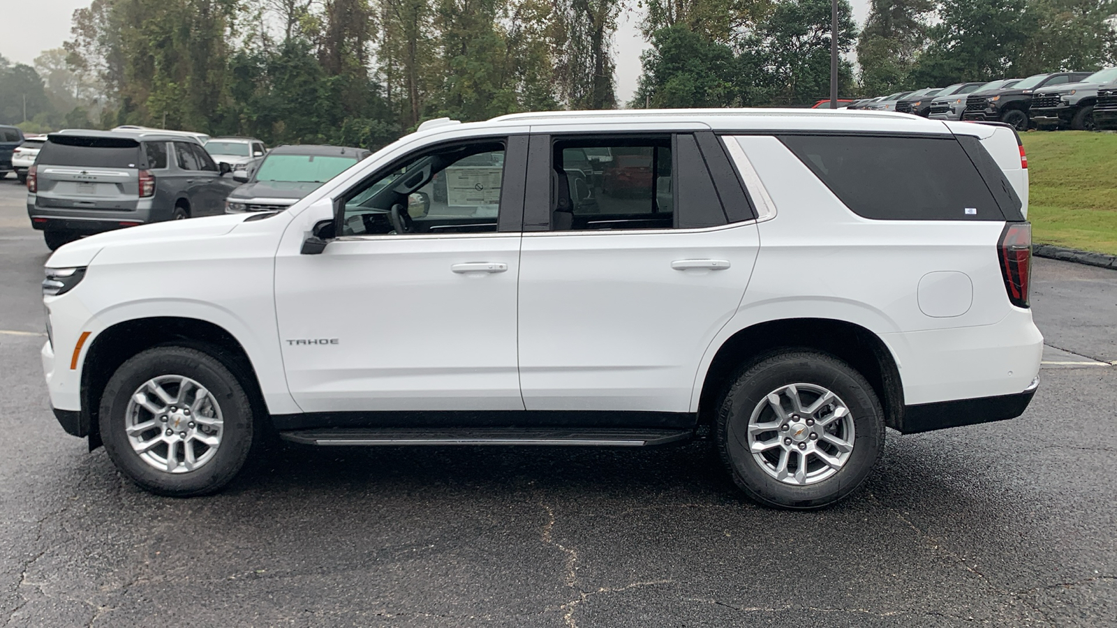 2025 Chevrolet Tahoe LS 5