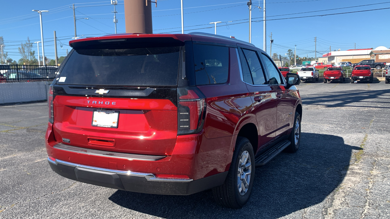 2025 Chevrolet Tahoe LS 8