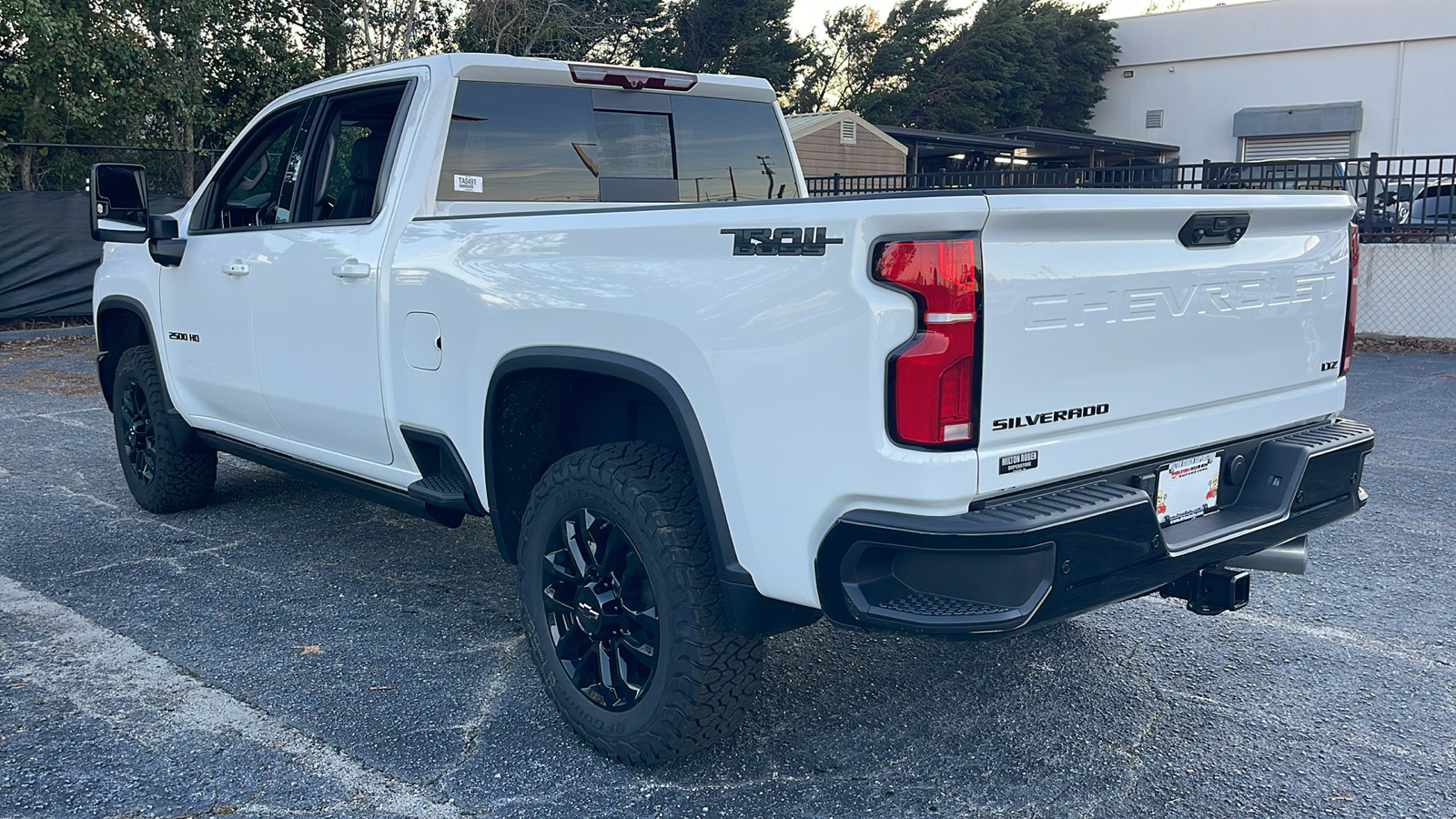 2025 Chevrolet Silverado 2500HD LTZ 6