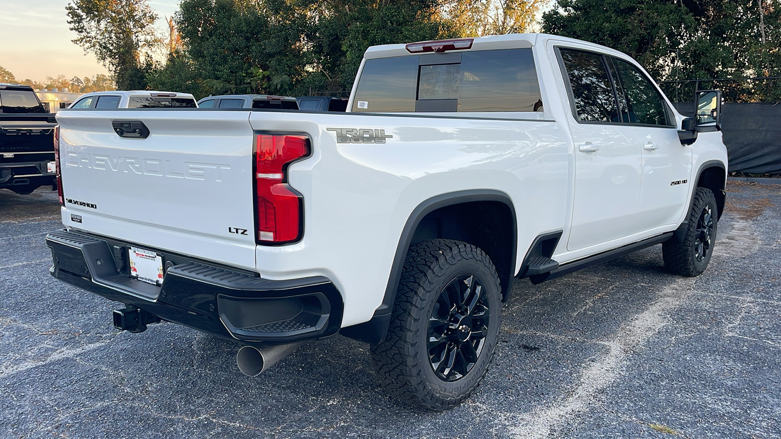 2025 Chevrolet Silverado 2500HD LTZ 8