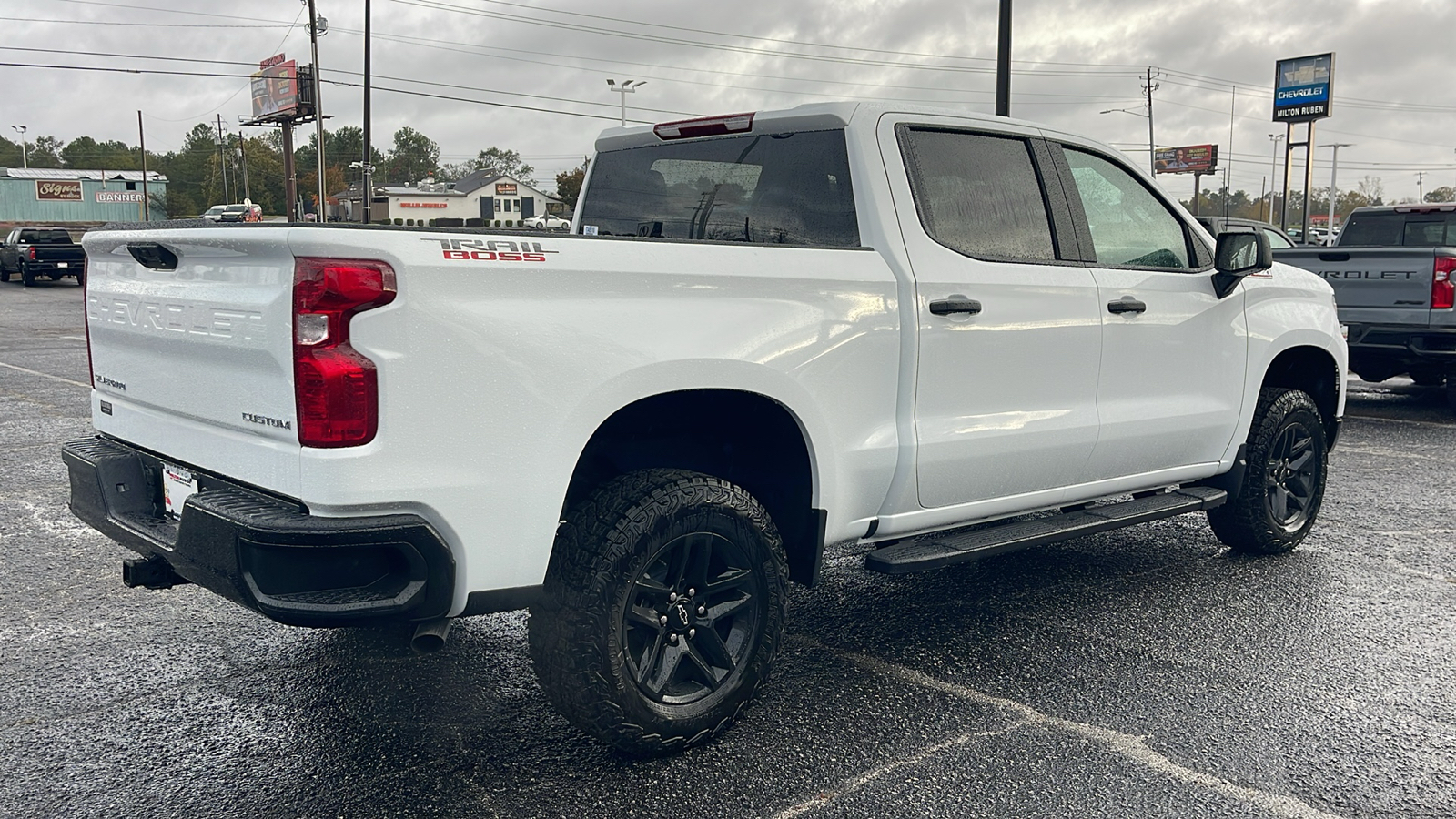 2025 Chevrolet Silverado 1500 Custom Trail Boss 8