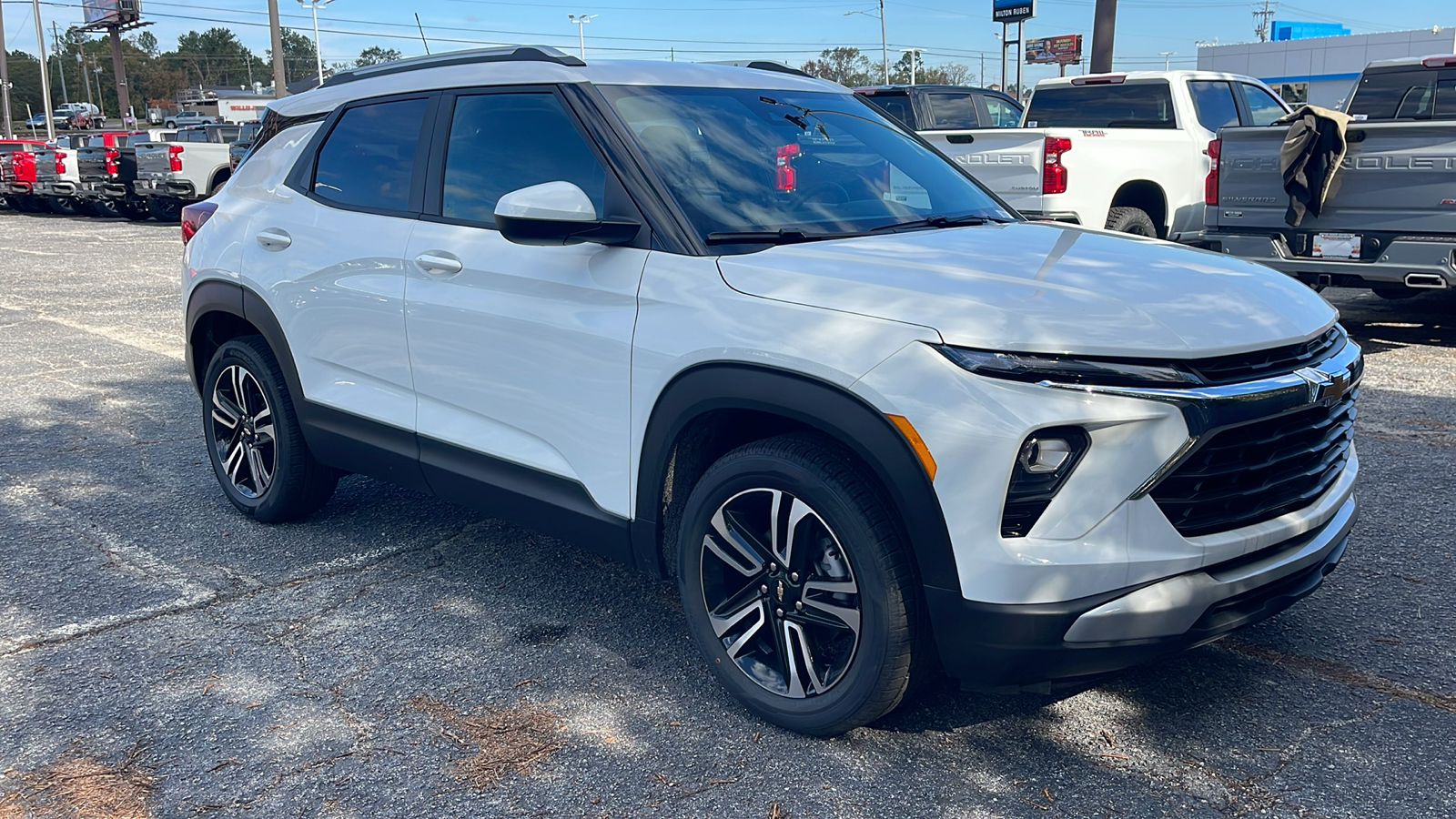 2025 Chevrolet TrailBlazer LT 2