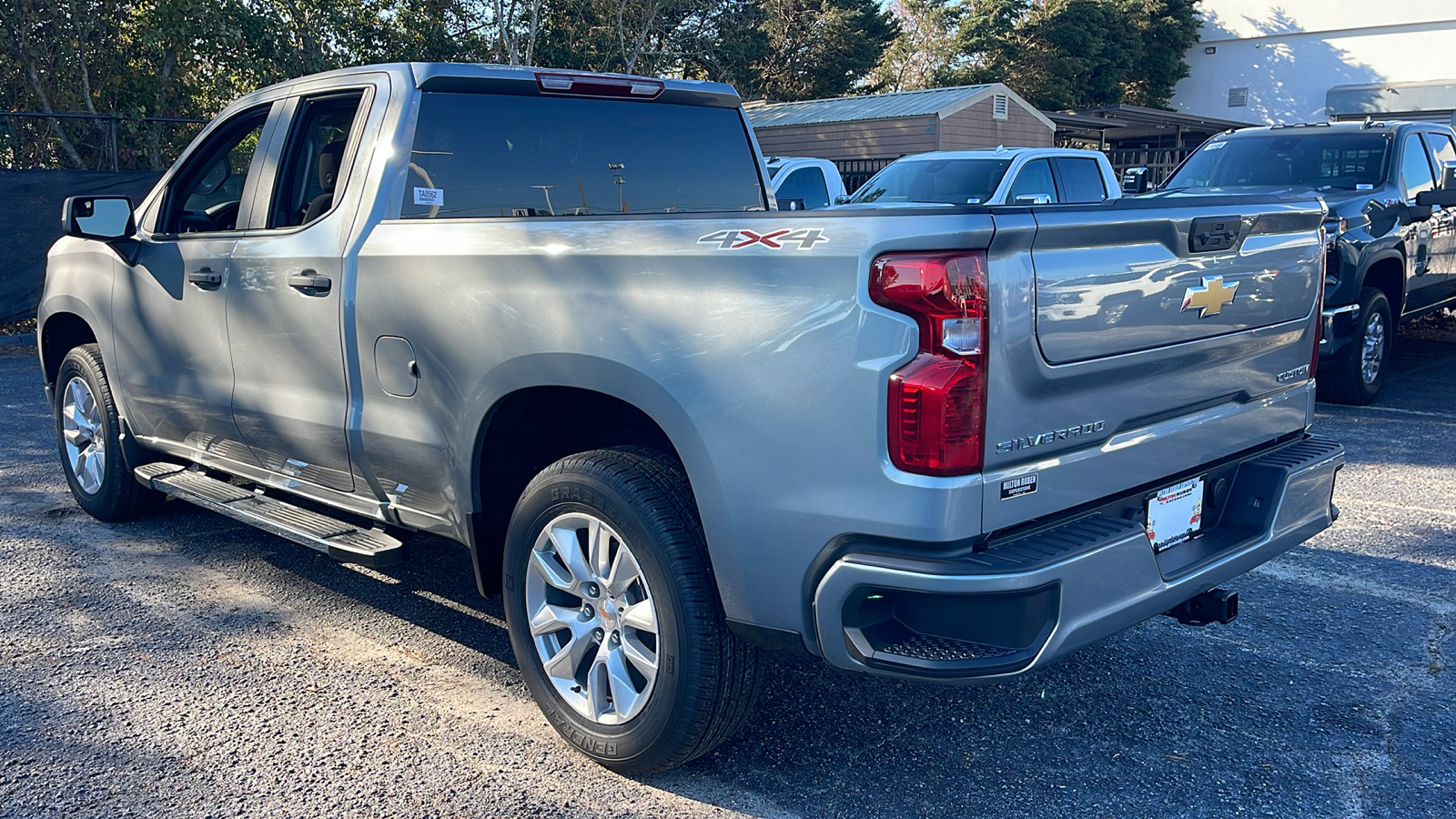 2025 Chevrolet Silverado 1500 Custom 6