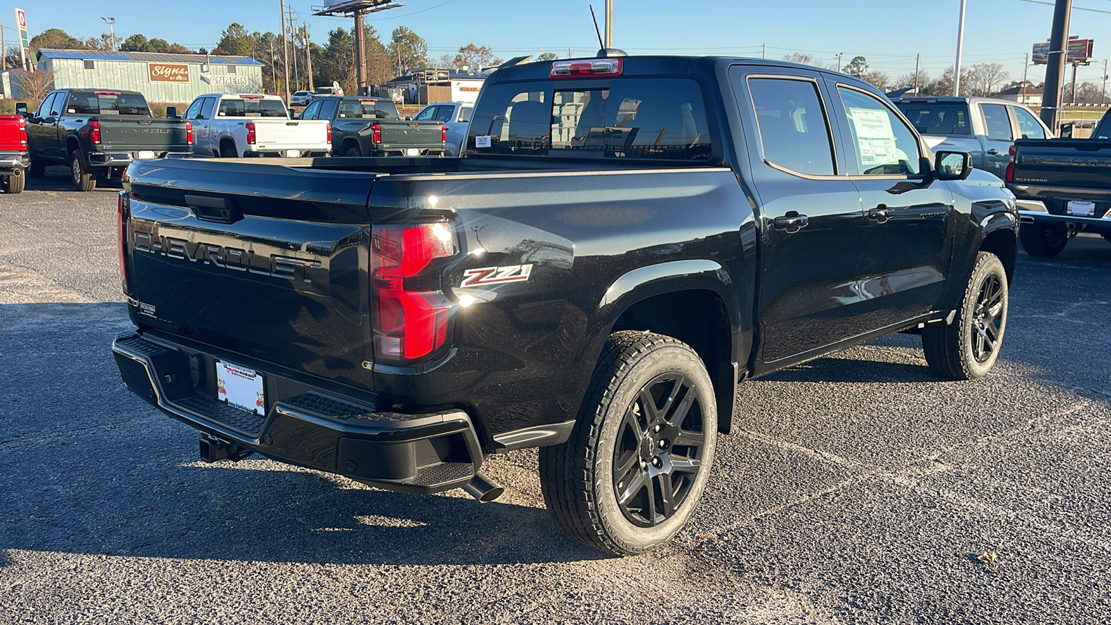 2025 Chevrolet Colorado Z71 8