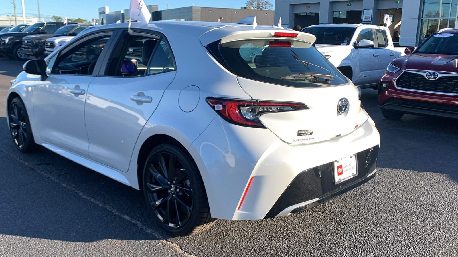 2025 Toyota Corolla Hatchback XSE 6