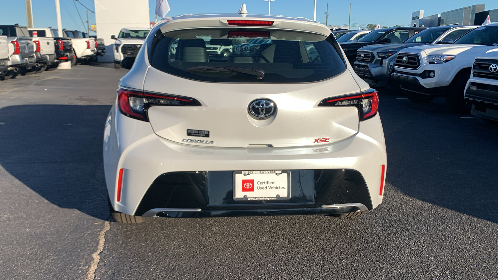 2025 Toyota Corolla Hatchback XSE 7