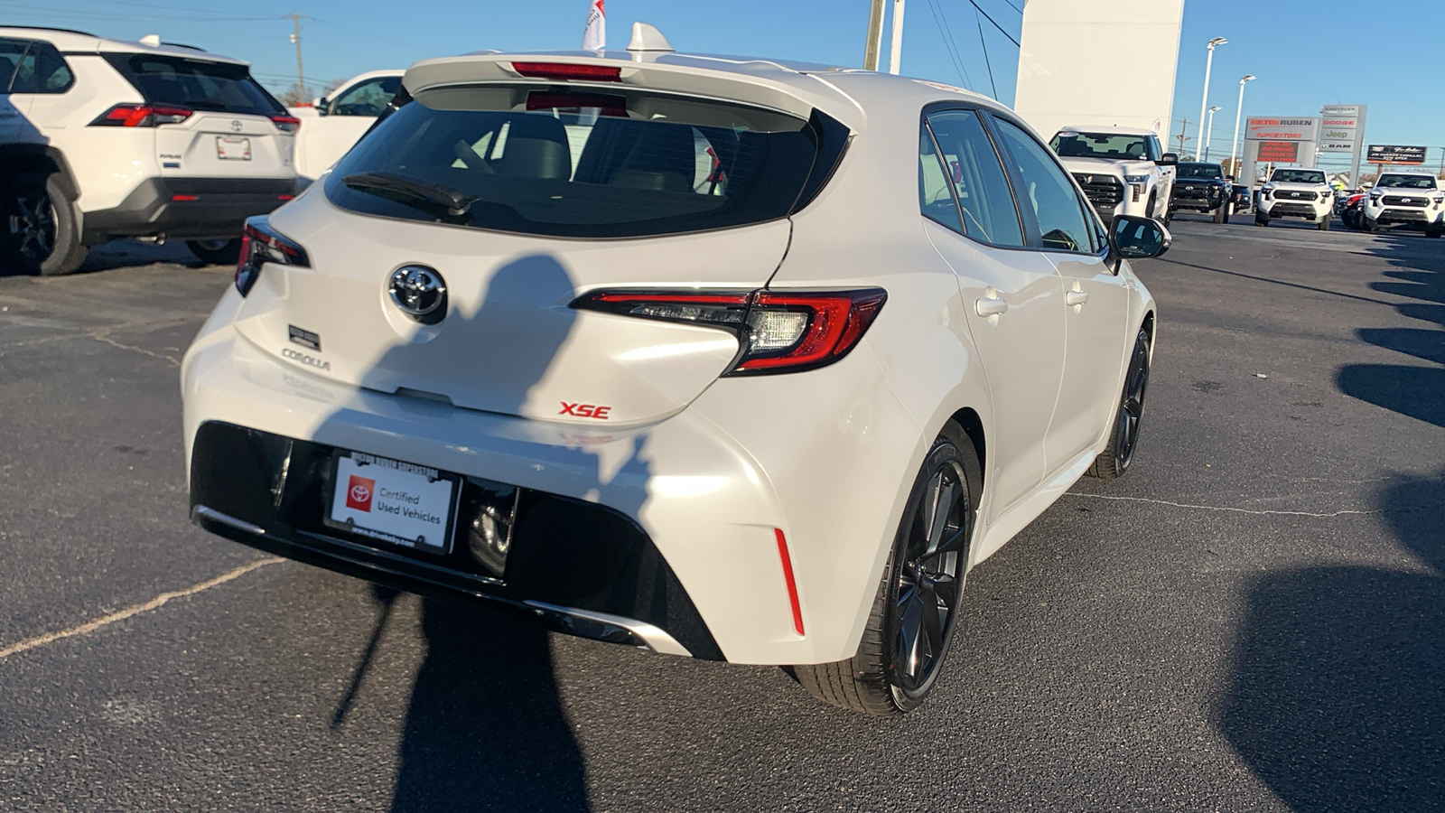 2025 Toyota Corolla Hatchback XSE 8