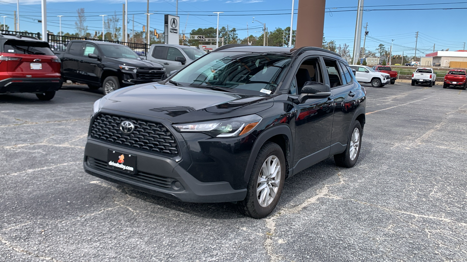 2022 Toyota Corolla Cross LE 4