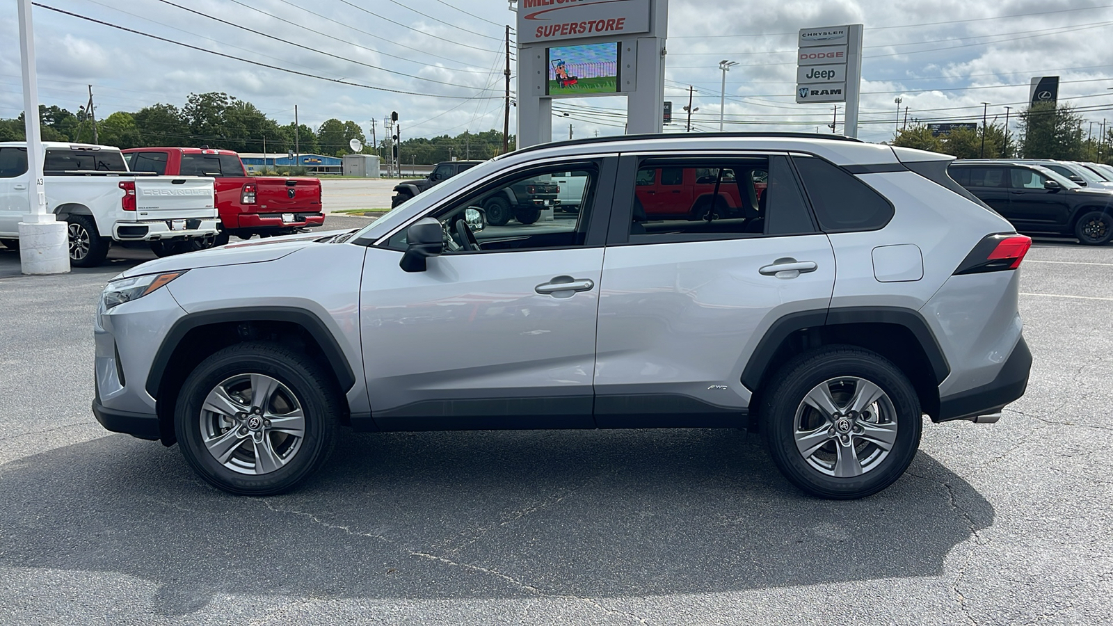 2024 Toyota RAV4 Hybrid LE 5