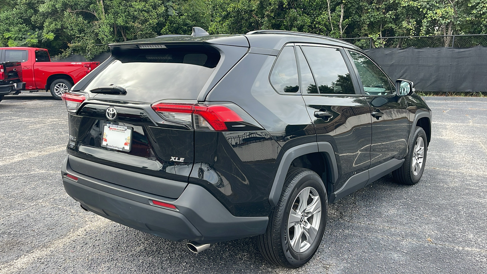 2023 Toyota RAV4 XLE 8