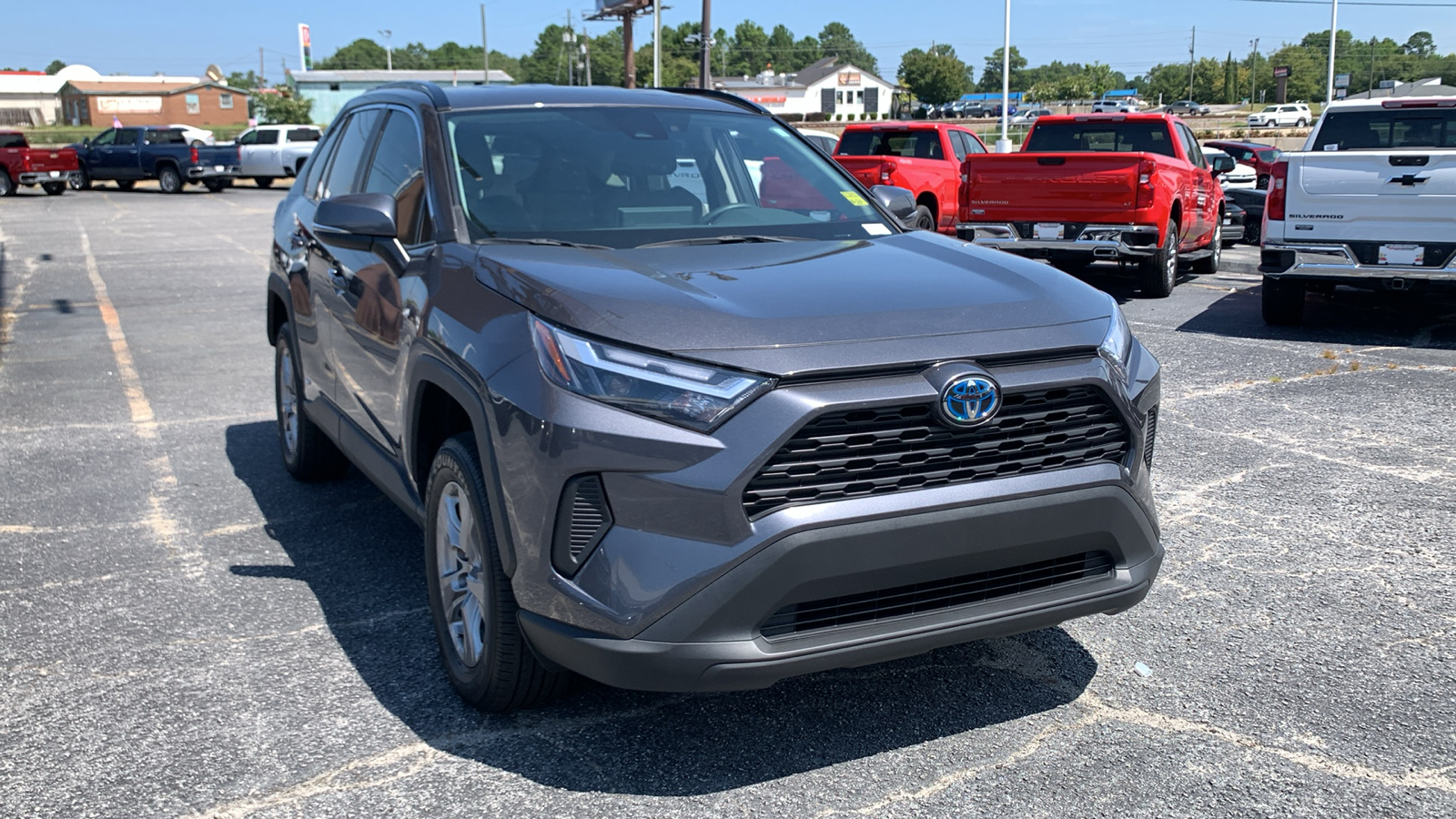 2022 Toyota RAV4 Hybrid XLE 2