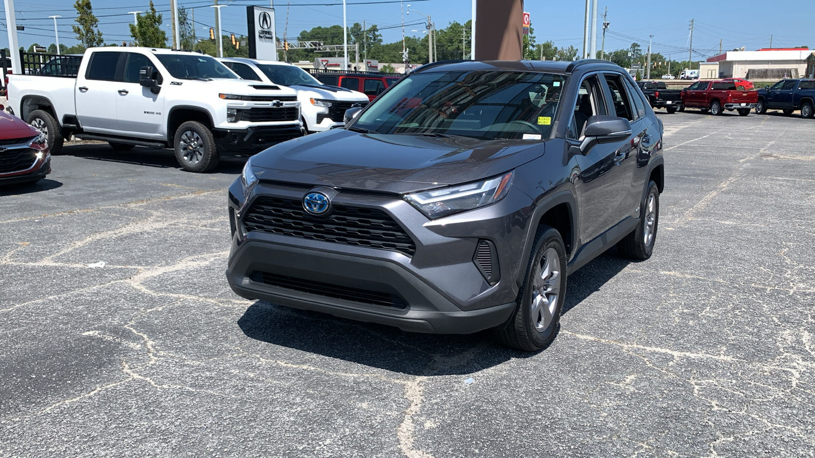 2022 Toyota RAV4 Hybrid XLE 4