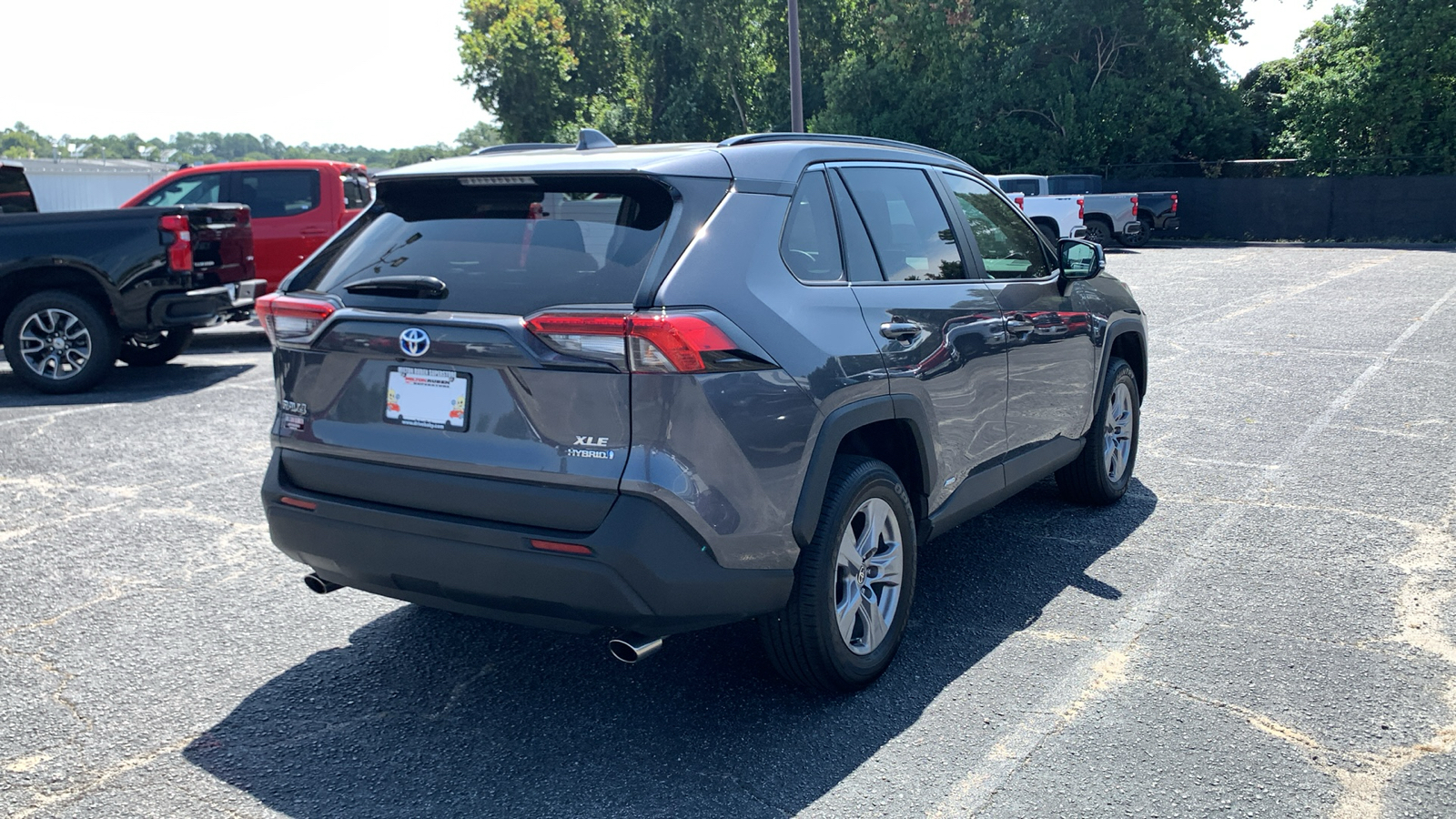 2022 Toyota RAV4 Hybrid XLE 8