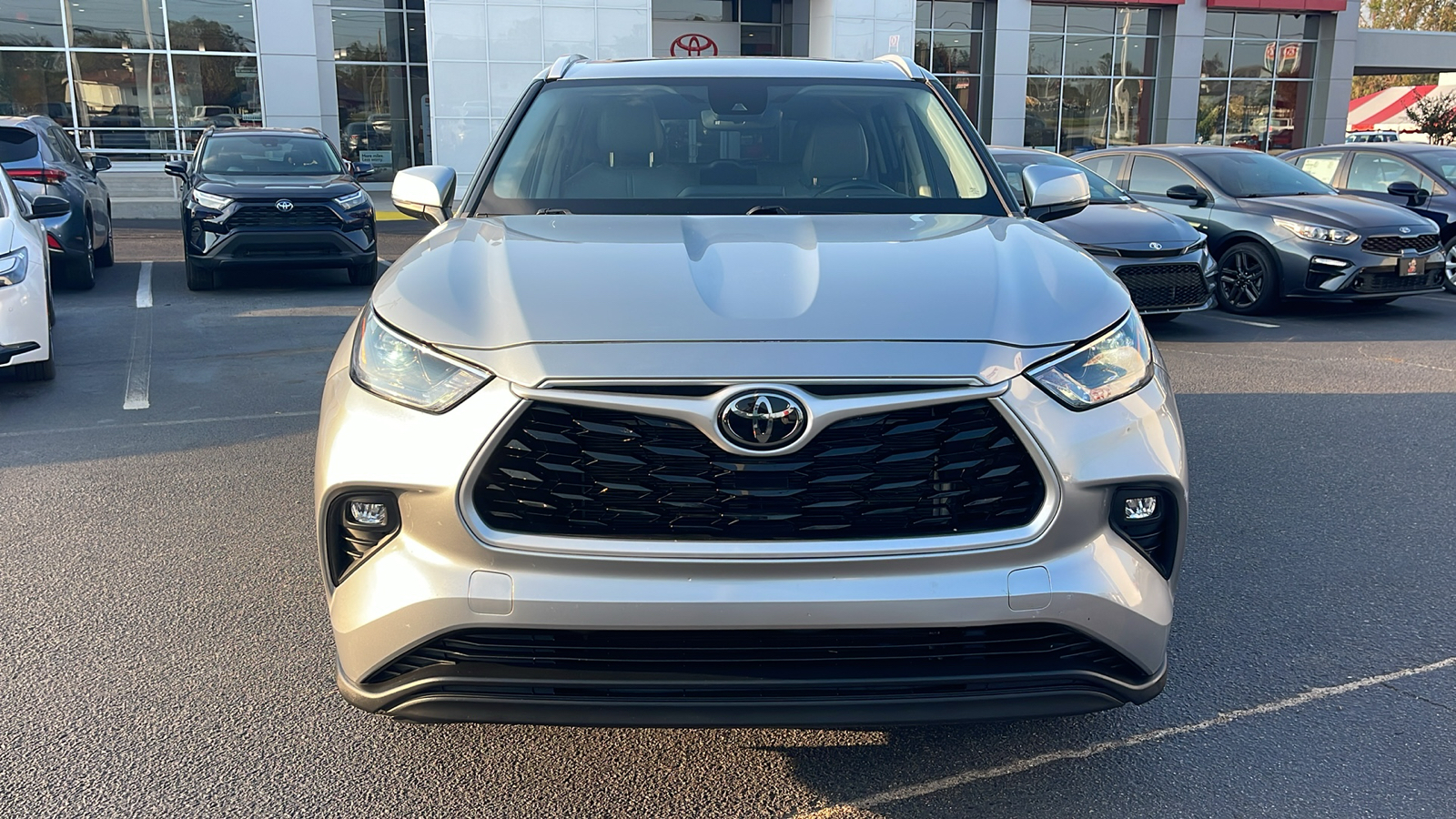 2022 Toyota Highlander XLE 3