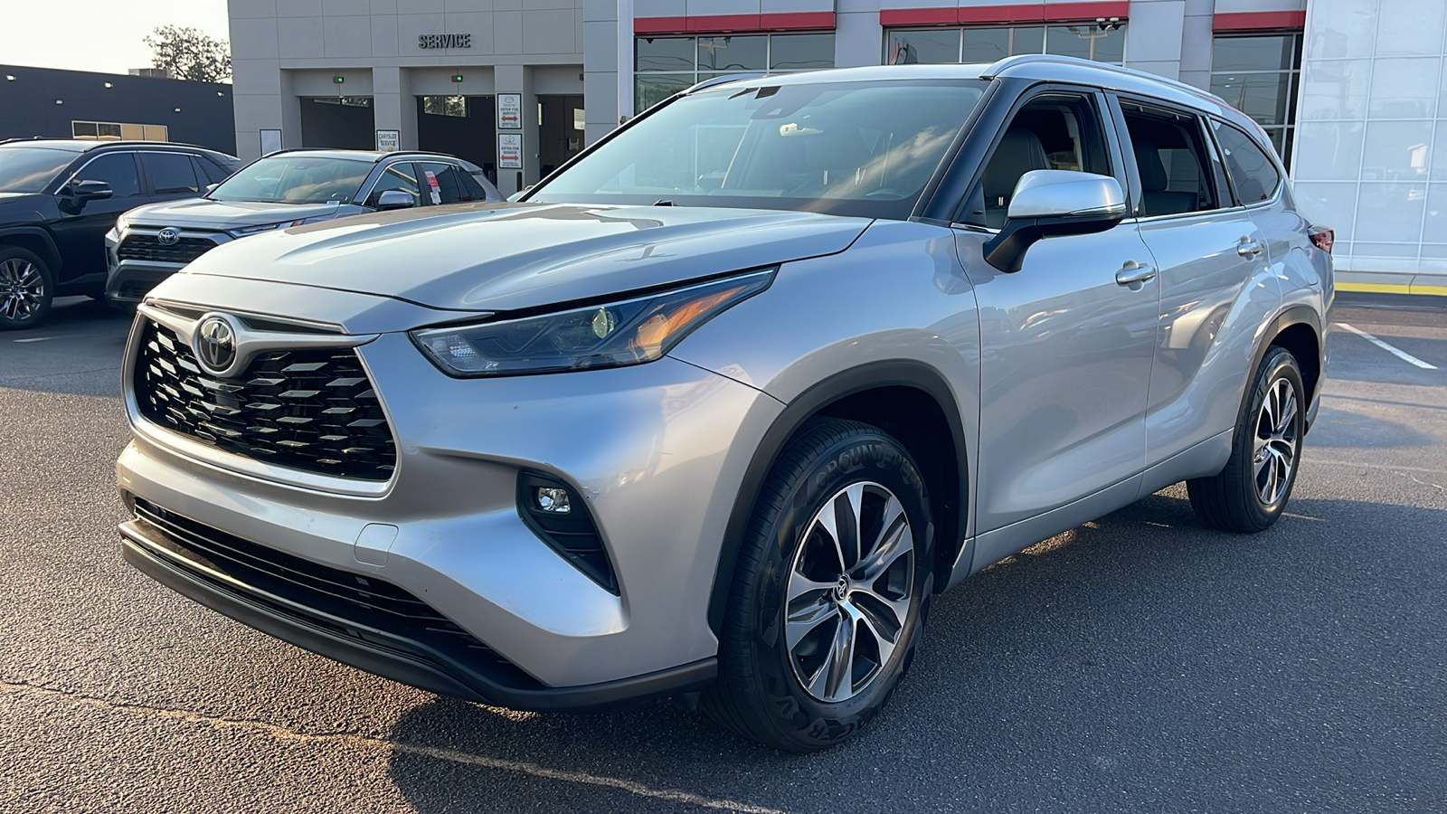 2022 Toyota Highlander XLE 4