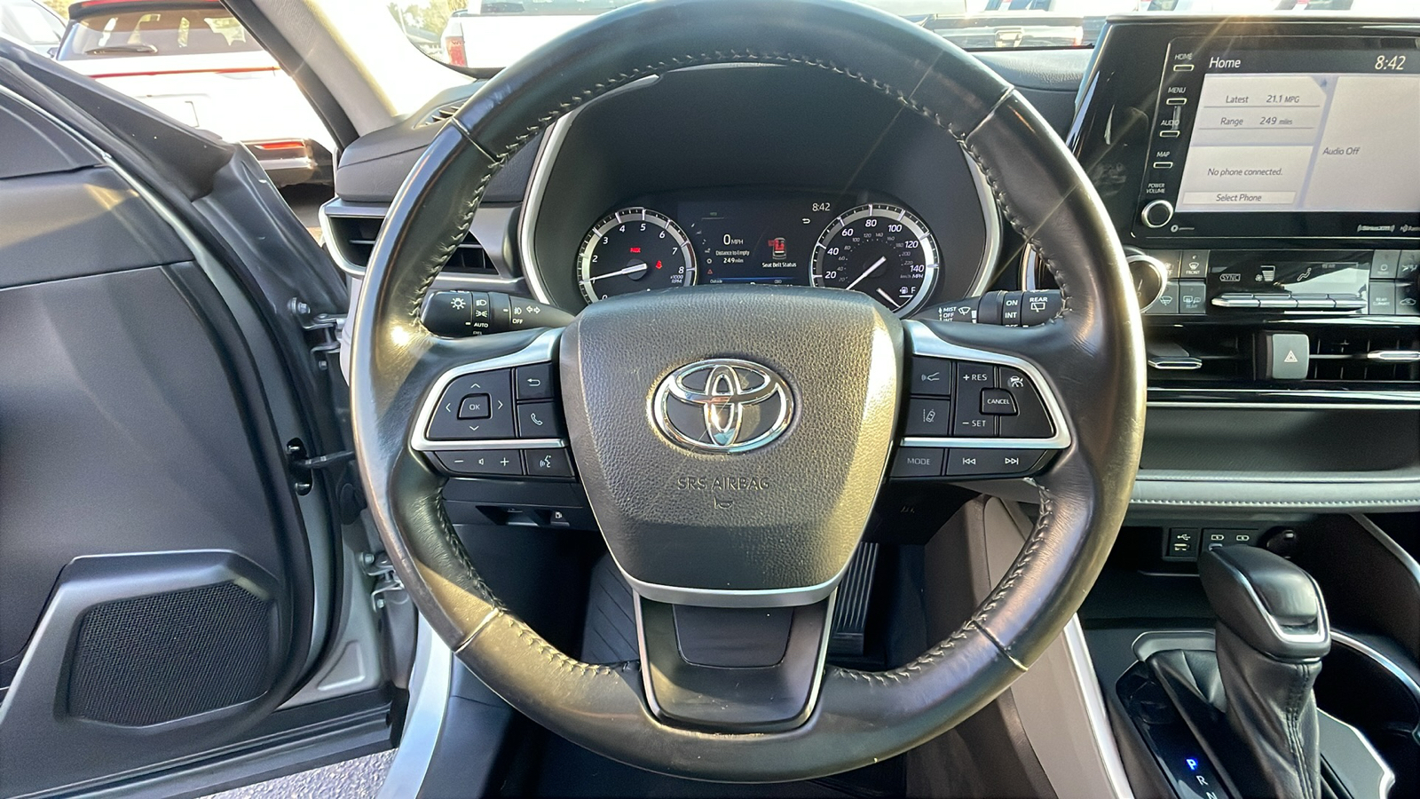 2022 Toyota Highlander XLE 22