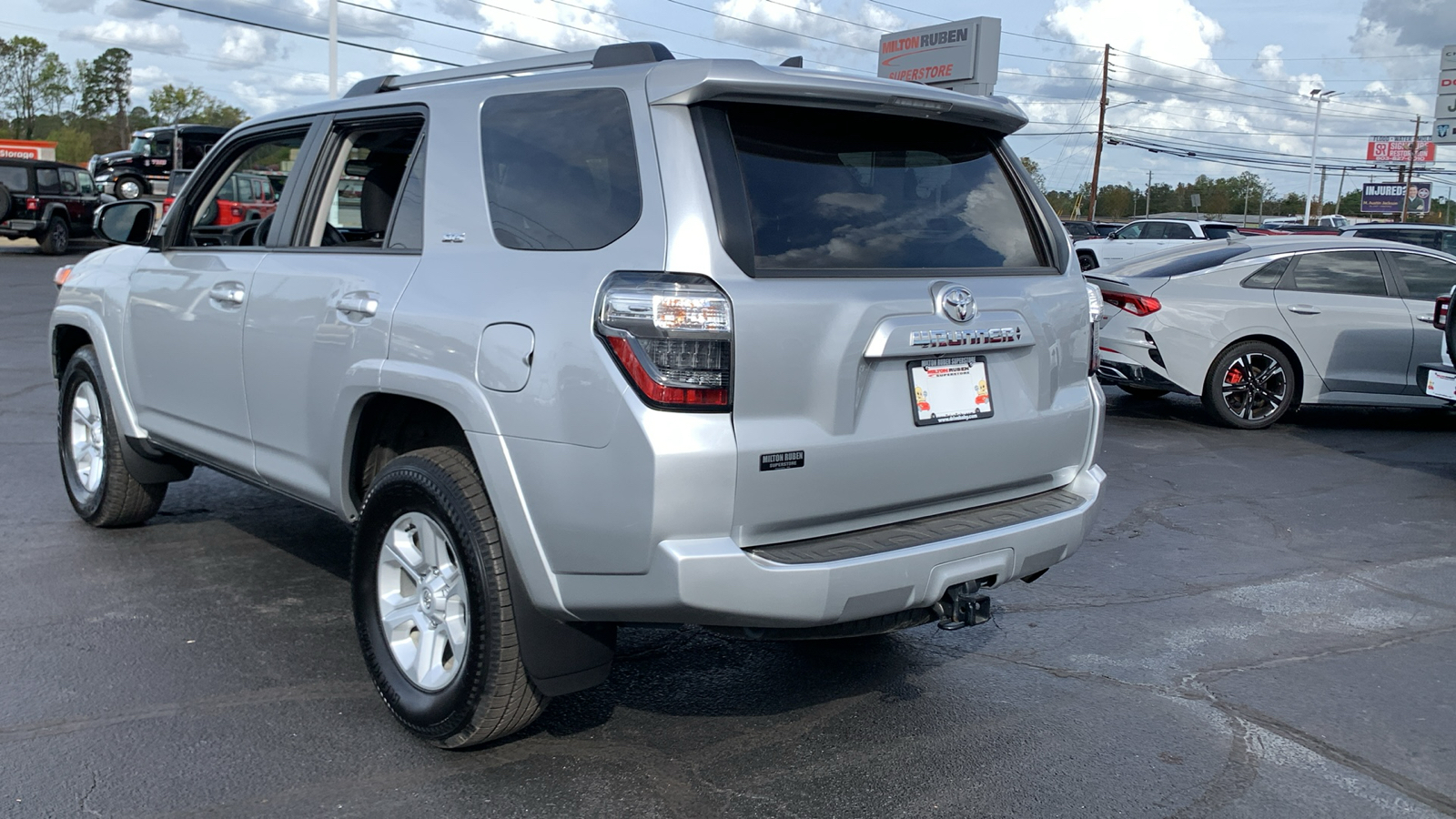 2023 Toyota 4Runner SR5 6