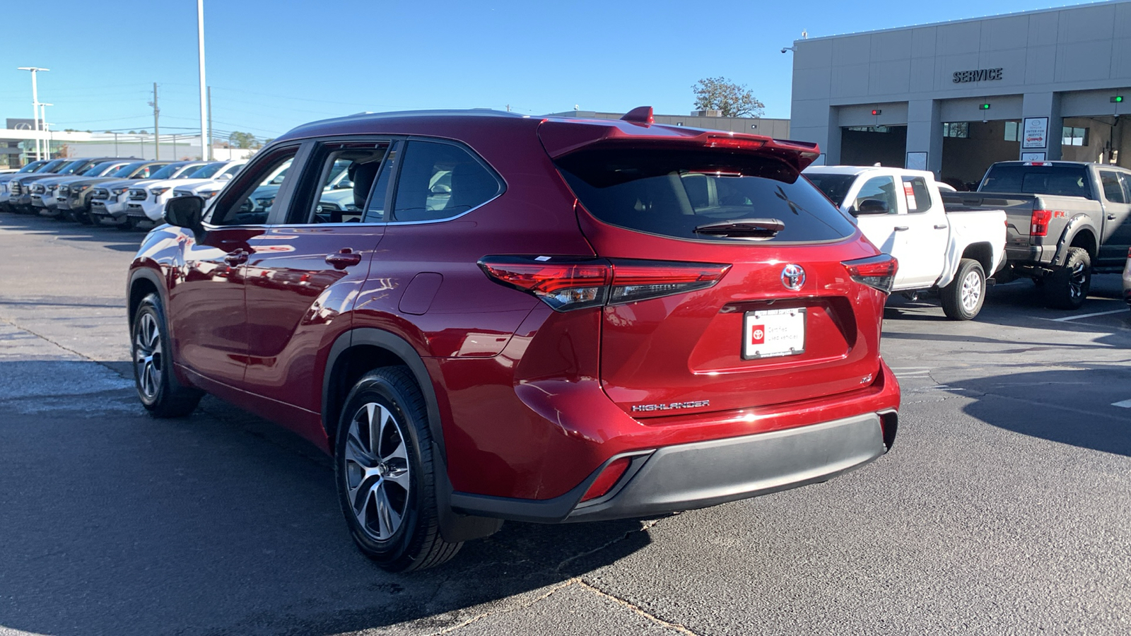 2023 Toyota Highlander XLE 6