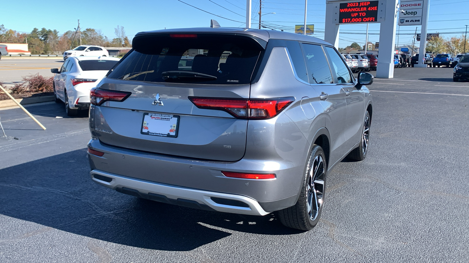 2023 Mitsubishi Outlander SE Special Edition 8