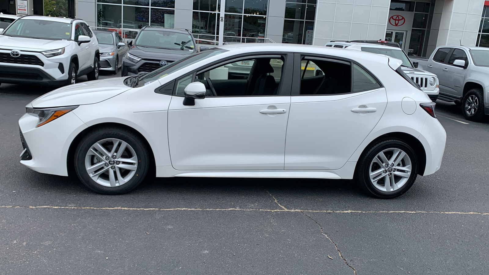 2022 Toyota Corolla Hatchback SE 5