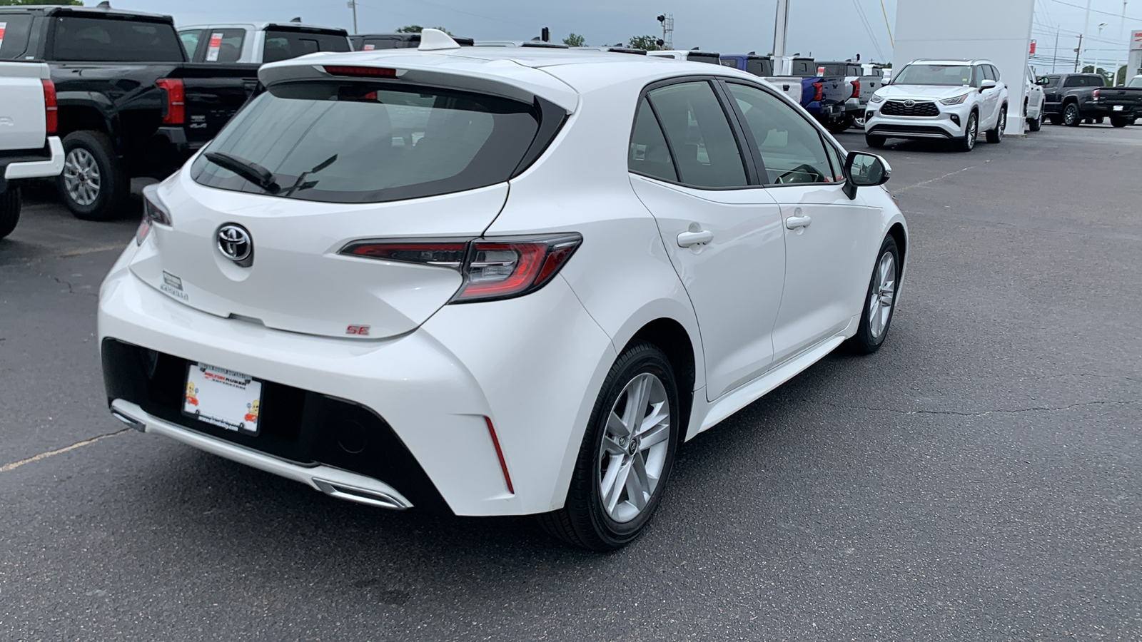 2022 Toyota Corolla Hatchback SE 8